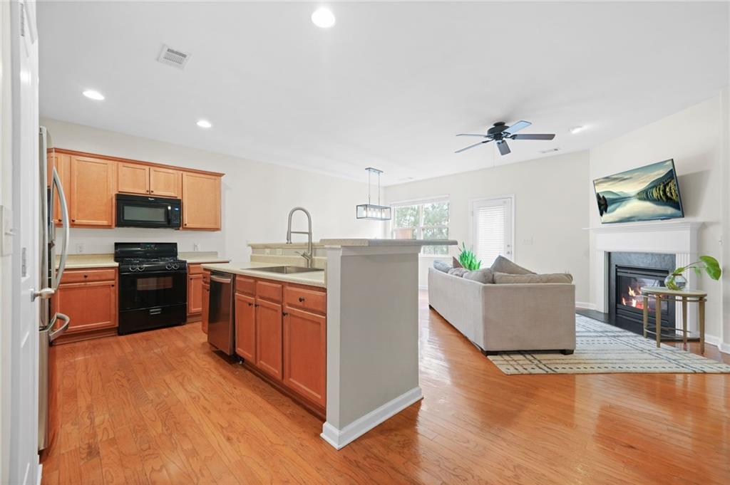 5669 Cobblestone Creek Place #12, Mableton, Georgia image 9