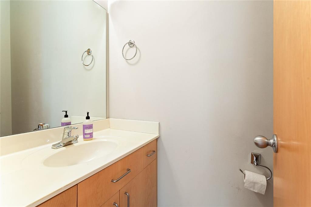 TOWNHOMES/FERNWOOD PARK - Residential