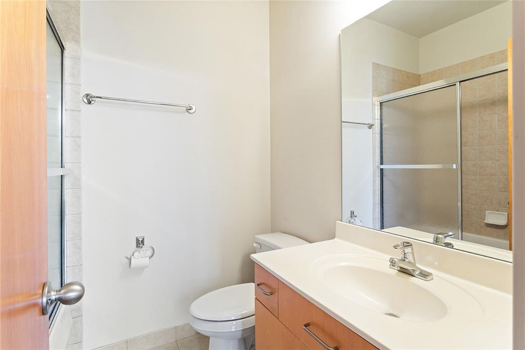 TOWNHOMES/FERNWOOD PARK - Residential