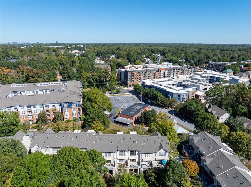 TOWNHOMES/FERNWOOD PARK - Residential