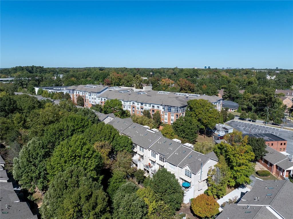 TOWNHOMES/FERNWOOD PARK - Residential