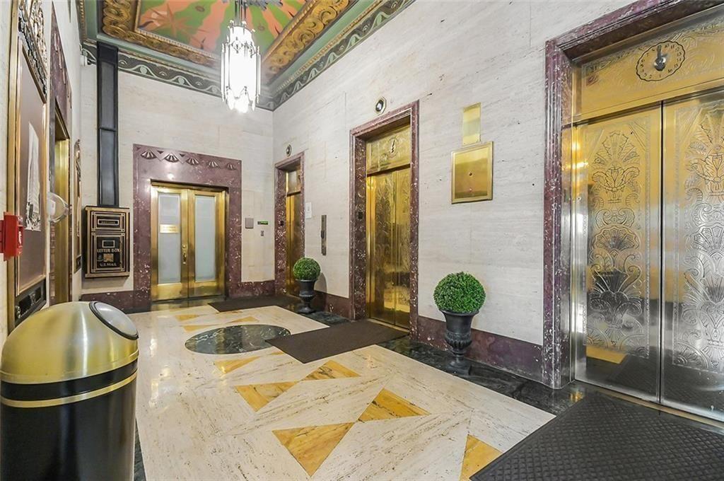 32 Peachtree Street NW 202