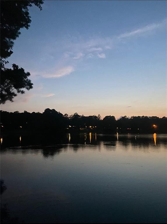 2586 Lake Capri Drive