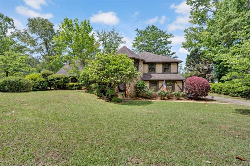 2145 Hampton Trail