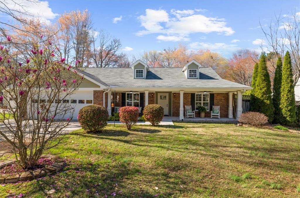 250 W Peachtree Street