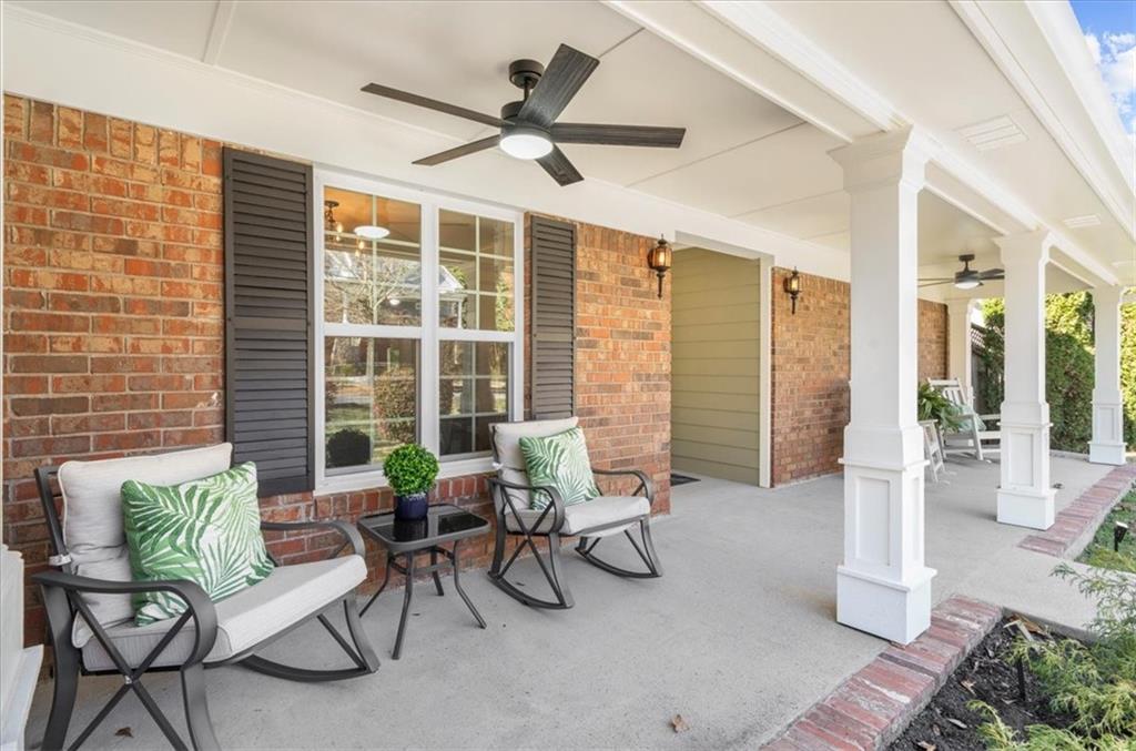 250 W Peachtree Street