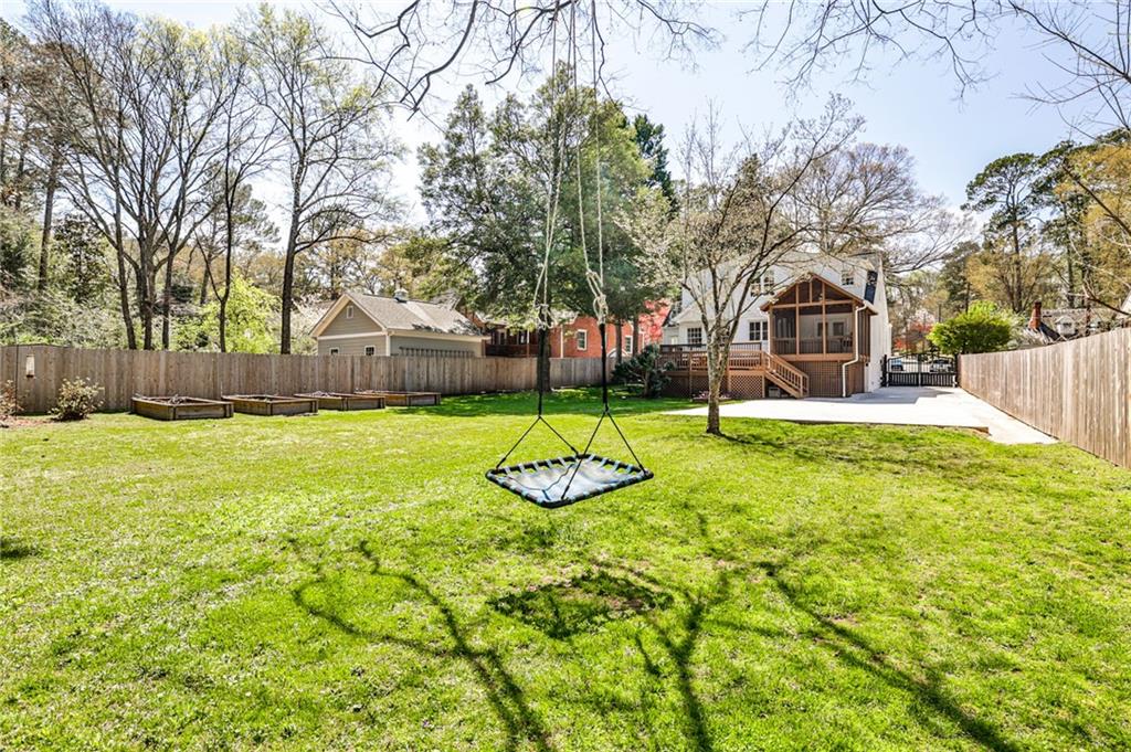 1751 Meadowdale Avenue, Atlanta, Georgia image 41