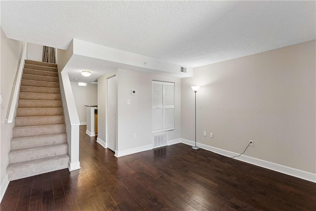 391 Ralph Mcgill Boulevard NE H