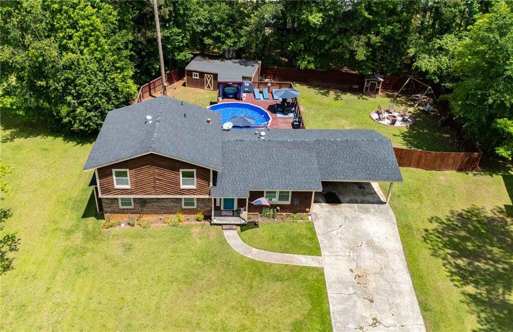 173 Avalon Way Way, Riverdale, Georgia image 2
