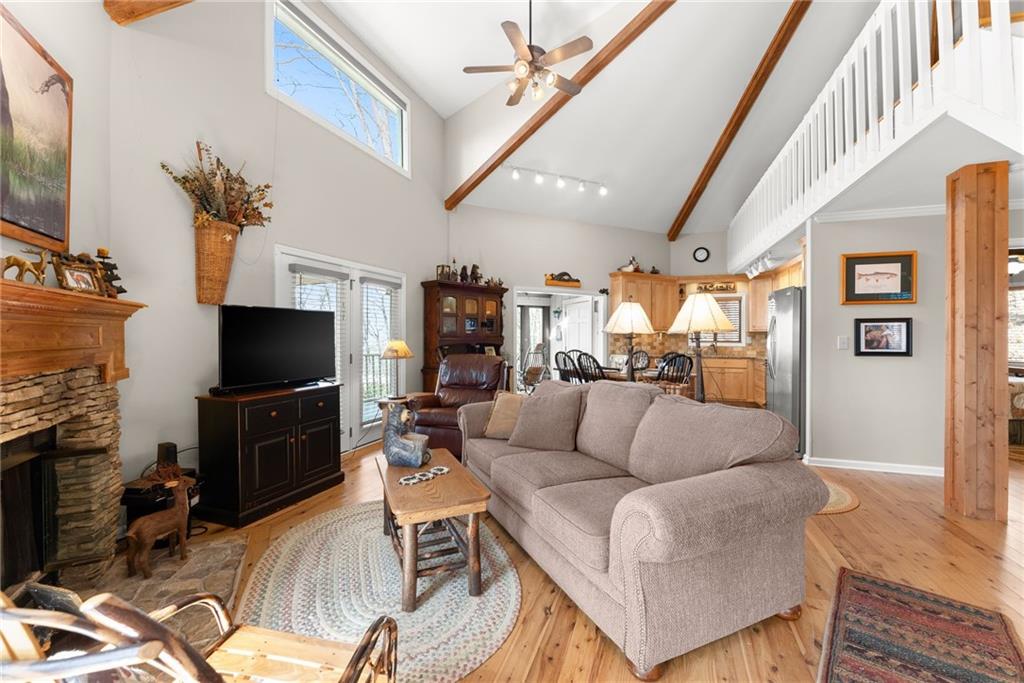 28 Little Hendricks Mountain Circle