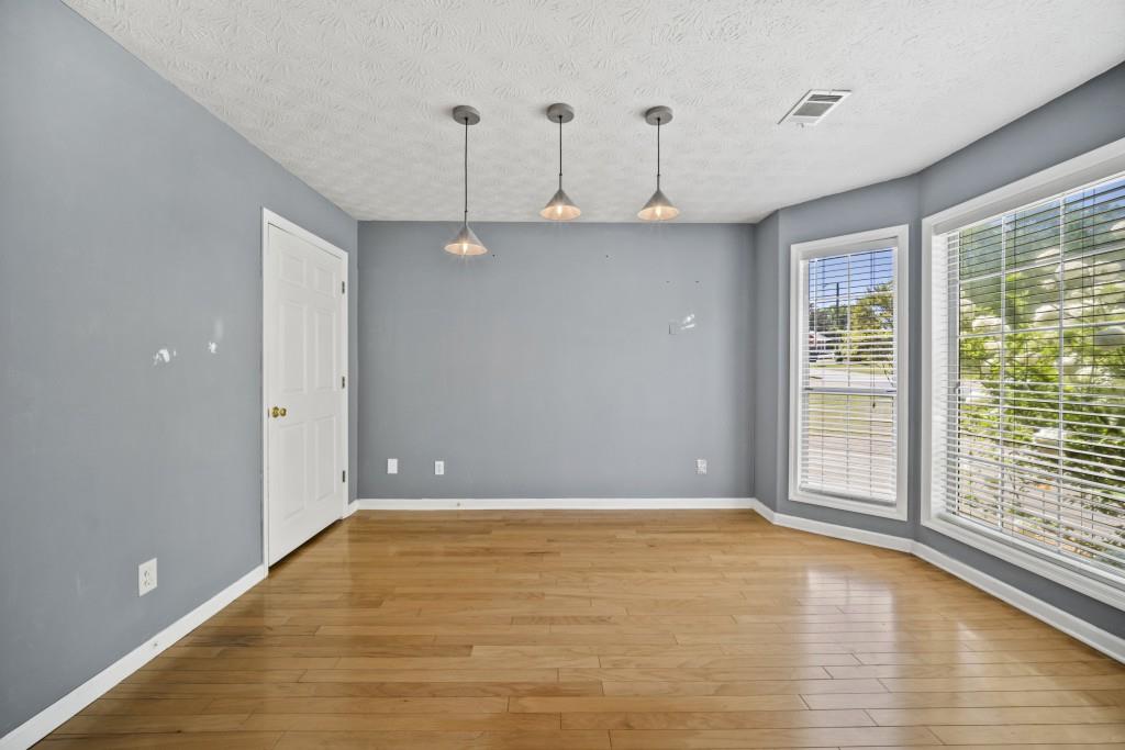 1602 Clifton Downs Court NW