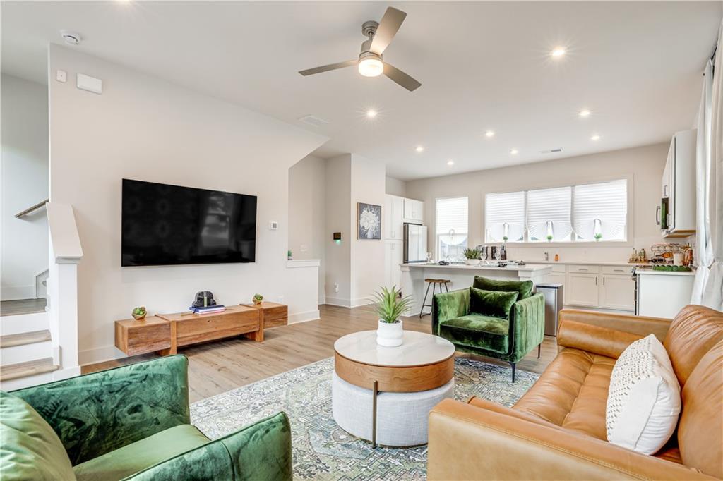 1390 Cozy Circle