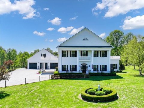 8593 Highway 82 Spur Maysville GA 30558