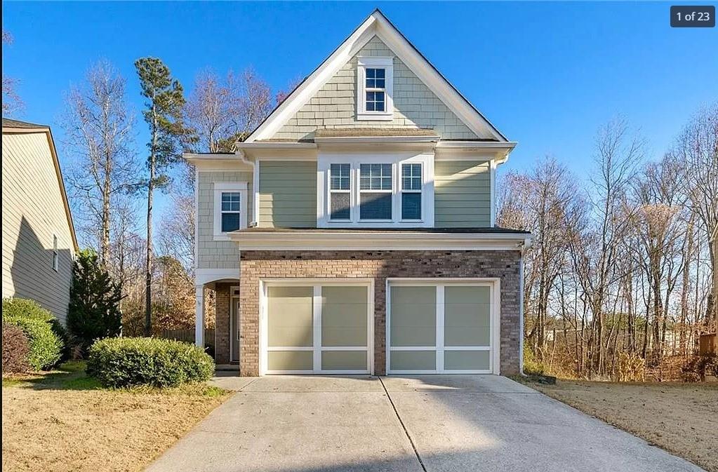 READY TO MOVE IN Beautiful 3BR/2.5BA/2CAR garage well-maintained South Forsyth independent home in the established Stonehaven Pointe community!
Recently remodeled kitchen with painted cabinetry, granite countertops, modern backsplash and stainless steel appliances. The open dining and living room is highlighted with hardwood floors, chair-rail molding, fresh paint, and a fireplace. Spacious primary suite features double sink vanity, separate soaking tub, walk-in shower, and walk-in closet. Two secondary bedrooms, hall bathroom & laundry. NEW carpets and fresh paint! Large patio and huge level fence private backyard, cul-de-sac location. Great location mins to GA400, parks, shopping, restaurants, top Forsyth county schools. Stonehaven Pointe Neighborhood has resort style amenities - swimming pool w/waterslides, playground, clubhouse w/fitness center, & lots of tennis courts. Refrigerator, clothes washer/dryer included! Welcome home!
