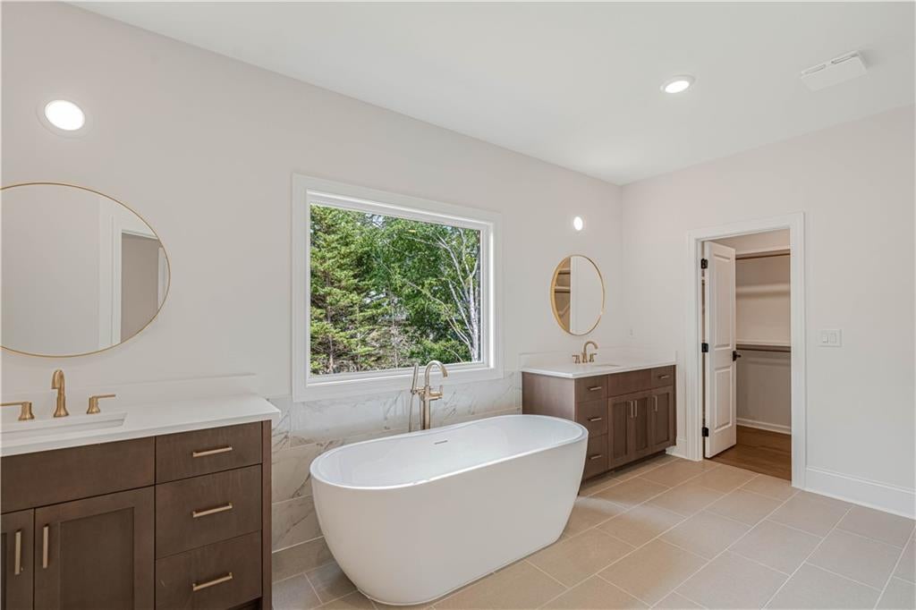 10015 Ruppel Lane