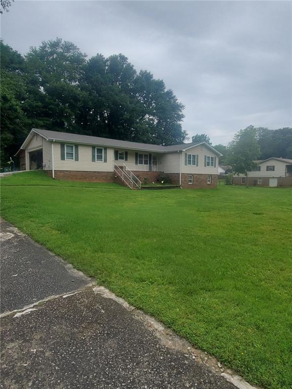 This is a Great Property with advantage of an Additional Dwelling Unit (ADU) that could be built in addition to rental income on the current residence. Walk to Downtown in Minutes.
No HOA.