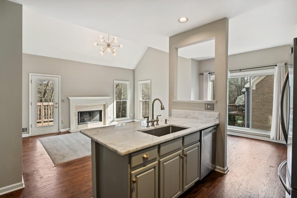 2669 Glenrose Hill