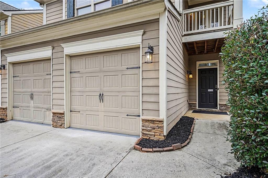 5115 Acworth Landing Drive