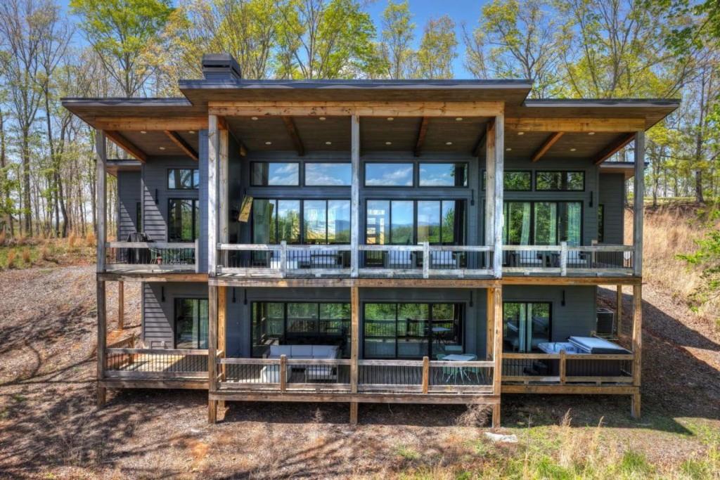 315 Blue Berry Ridge