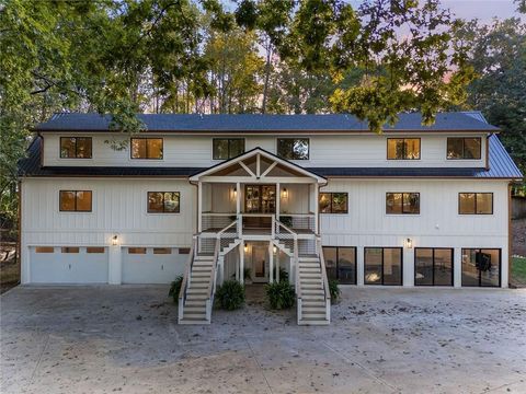 Homes For Sale - 40 Crowe Road<br/> Alpharetta, GA 30004