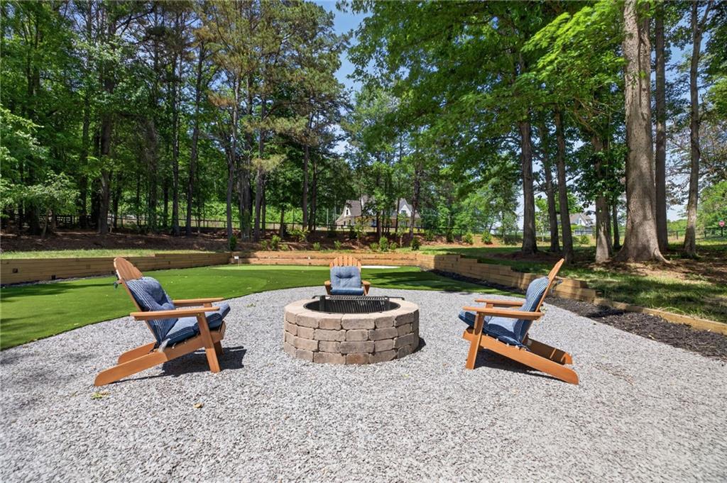 40 Crowe Road, Alpharetta, GA, 30004 2 40 Crowe Road