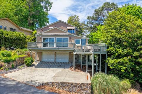 Homes For Sale - 145 Kinross Court<br/> Roswell, GA 30076
