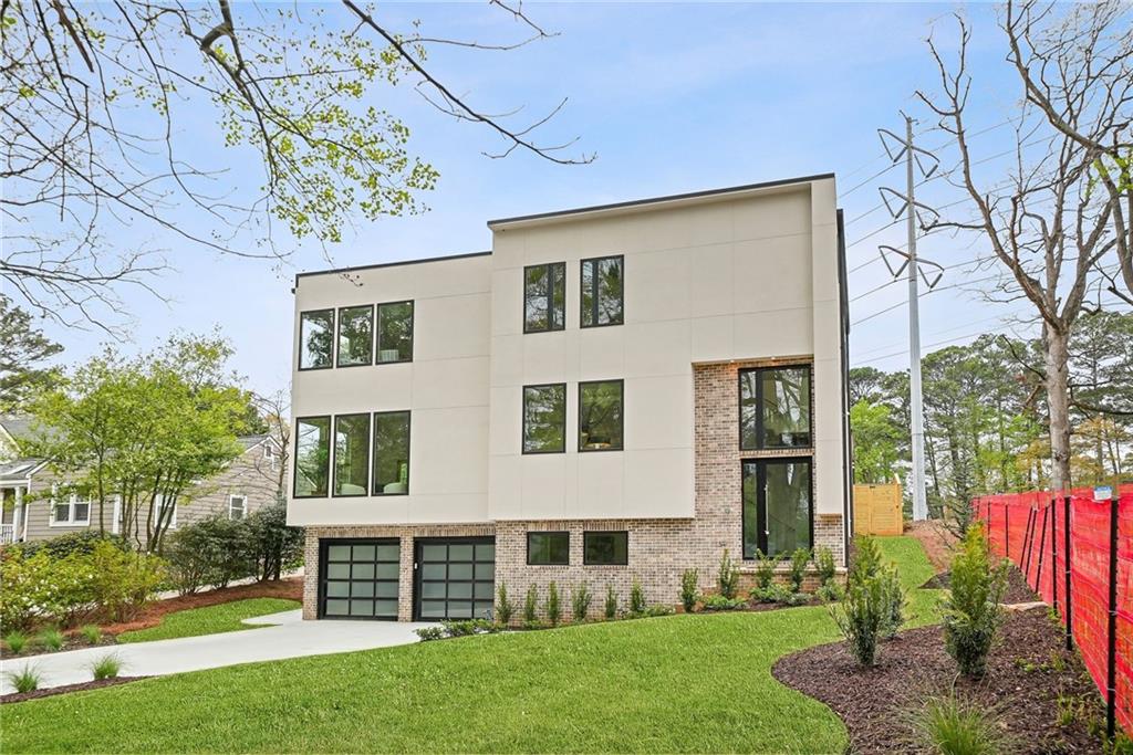 1260 Kingsley Circle NE