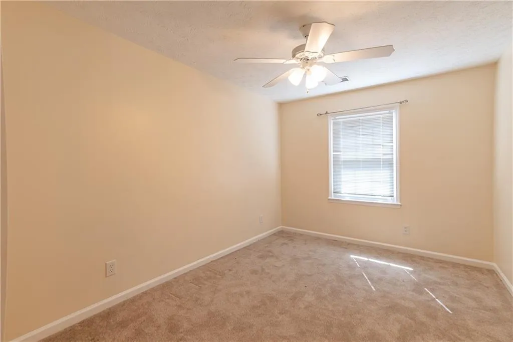 Snellville, Georgia 30078, United States, 4 Bedrooms Bedrooms, ,3 BathroomsBathrooms,Residential,Active,47875