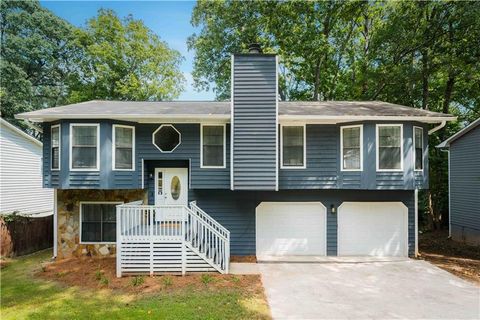 Photo of 709 Pepperwood Trail, Stone Mountain, GA 30087 (MLS # 7642410)