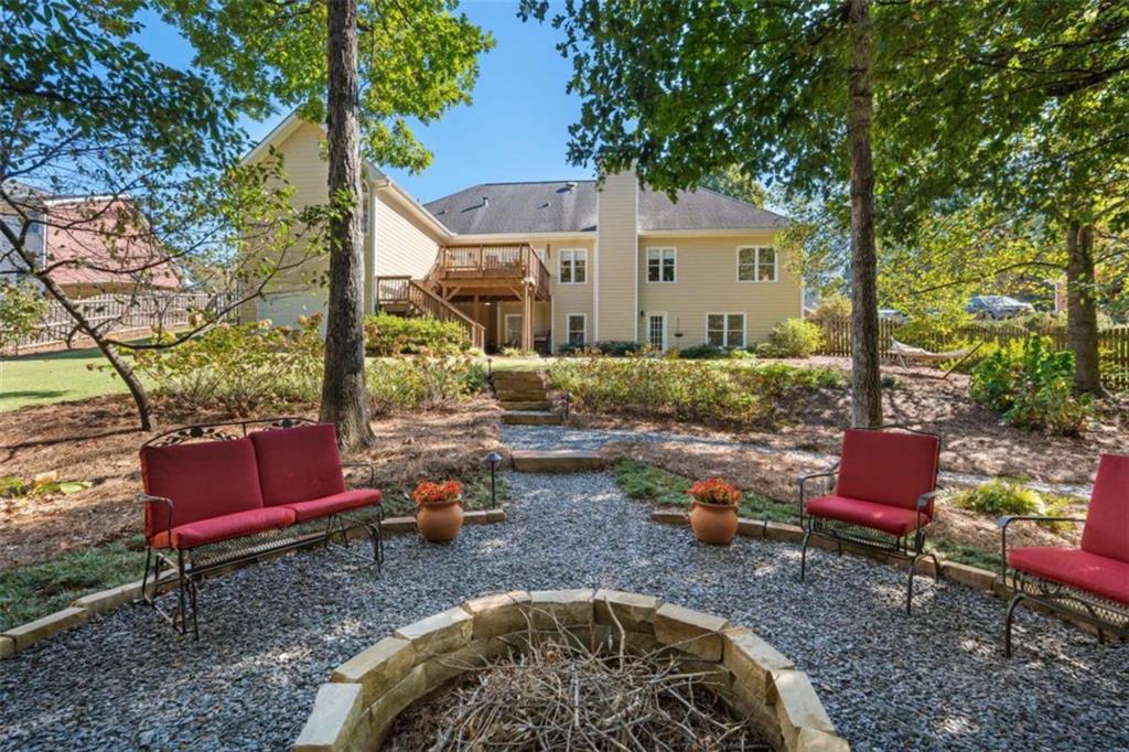 Lakehaven - Residential