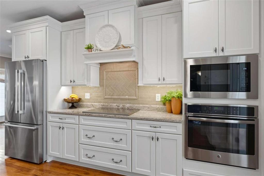 Lakehaven - Residential
