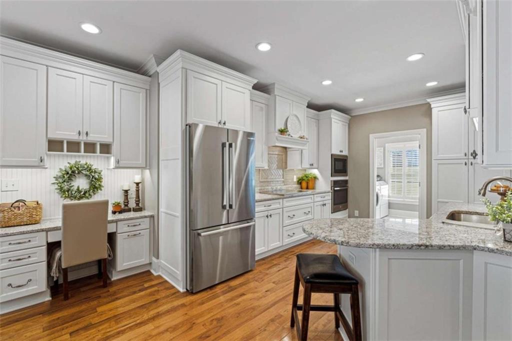 Lakehaven - Residential