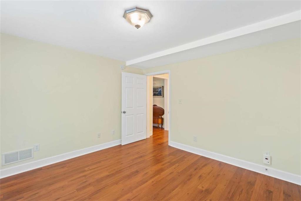 Lakehaven - Residential