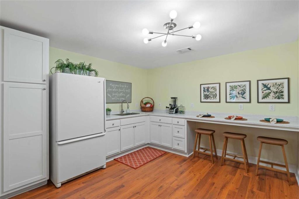 Lakehaven - Residential