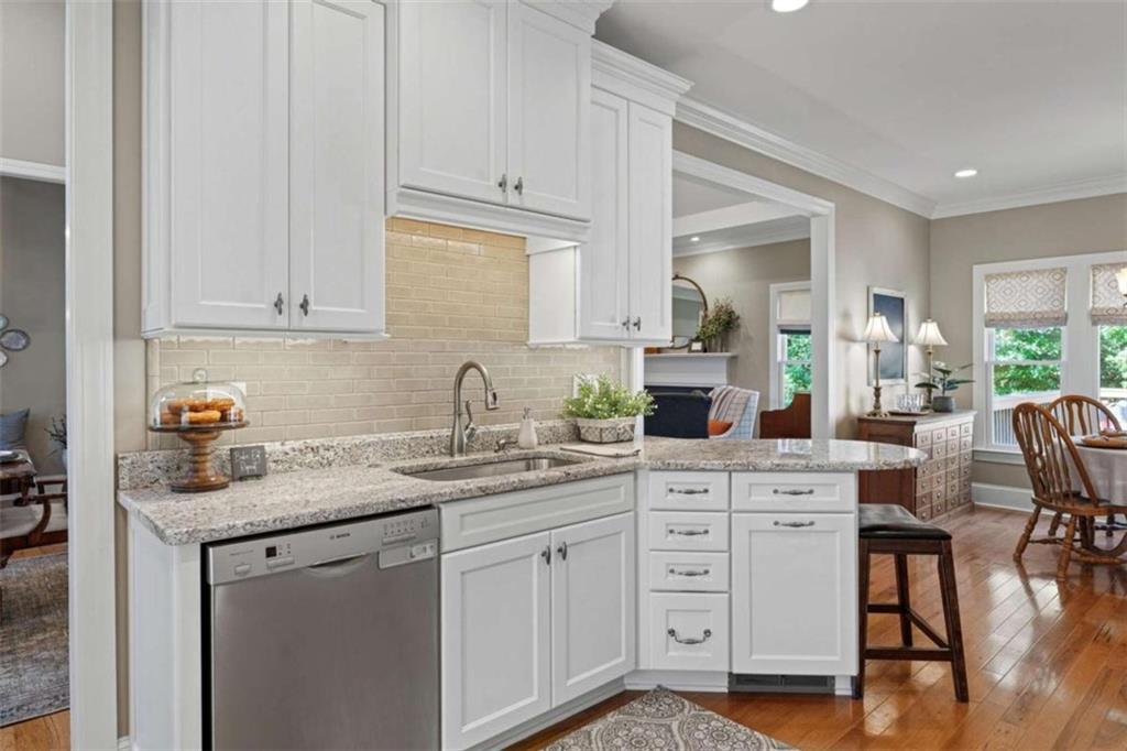Lakehaven - Residential