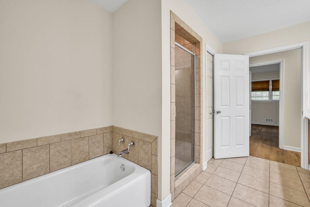 2288 Hudson Drive, Lilburn, Georgia image 20