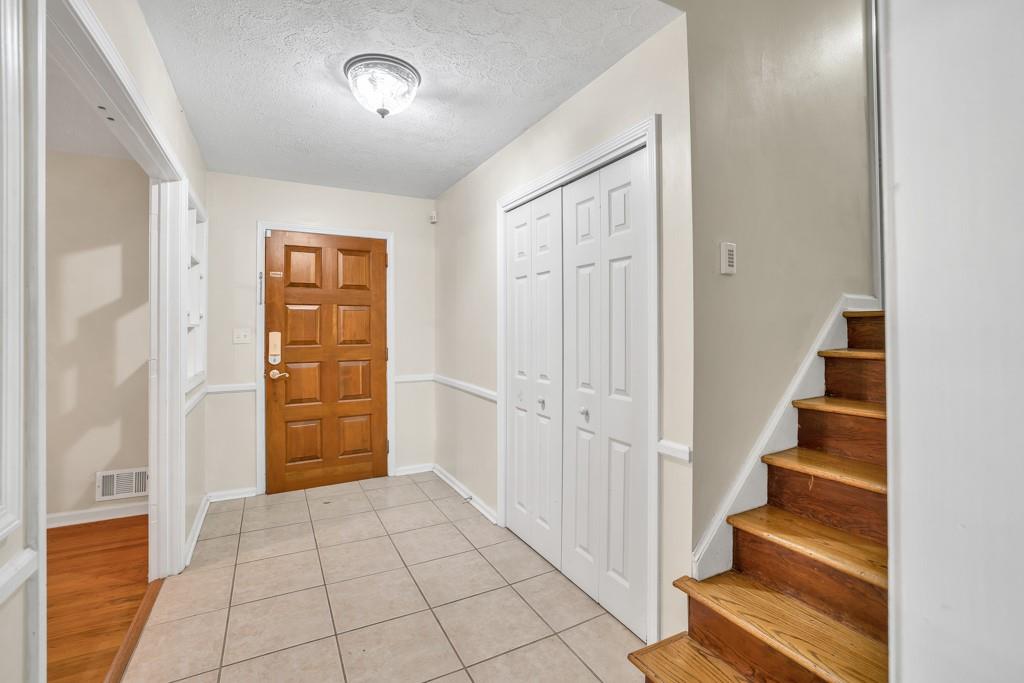 2288 Hudson Drive, Lilburn, Georgia image 47