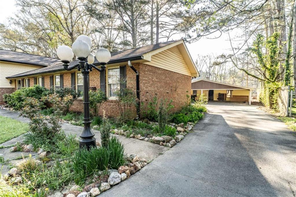 103 Rolling Oaks Drive