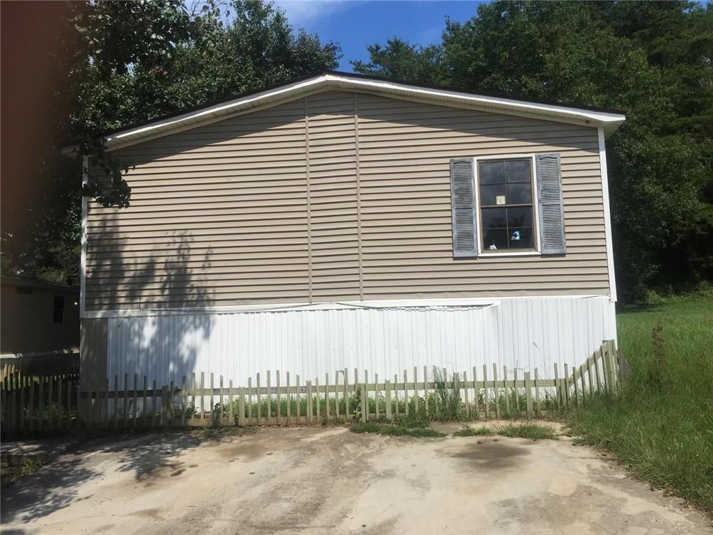 815 Dogwood Trail