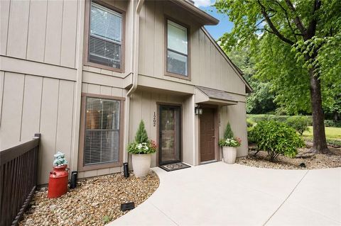 Condo For Sale - 1202 Cumberland Court<br/> Cobb County, Smyrna, GA 30080