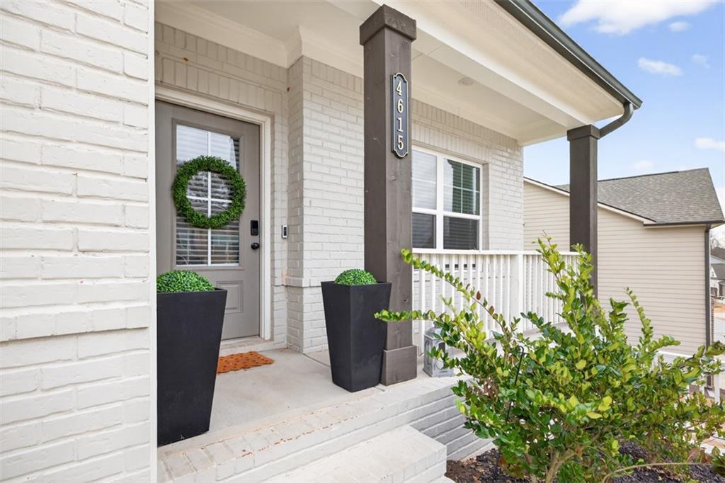 4615 Silver Oak Drive SW