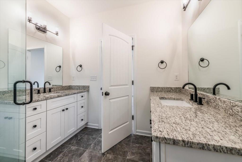 1467 Lockwood Drive, Atlanta, Georgia image 35