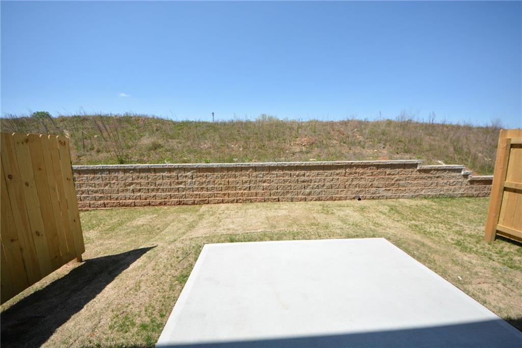 3825 Billabong Trail