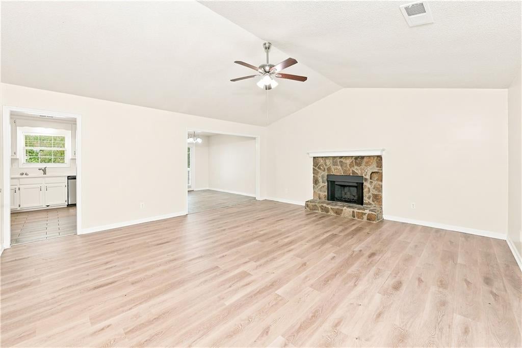 2950 Williams Farm Drive
