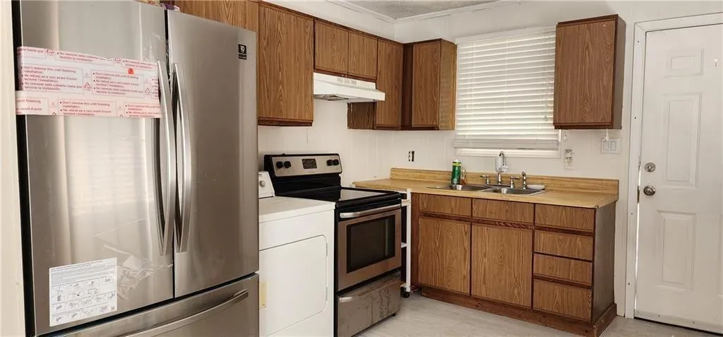 Winder, Georgia 30680, United States, 2 Bedrooms Bedrooms, ,1 BathroomBathrooms,Residential,Active,212224