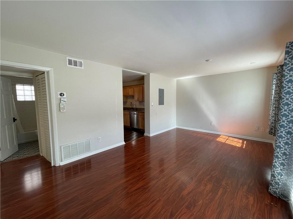 1355 Euclid Avenue NE 1