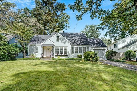 2064 Edinburgh Terrace NE Atlanta GA 30307