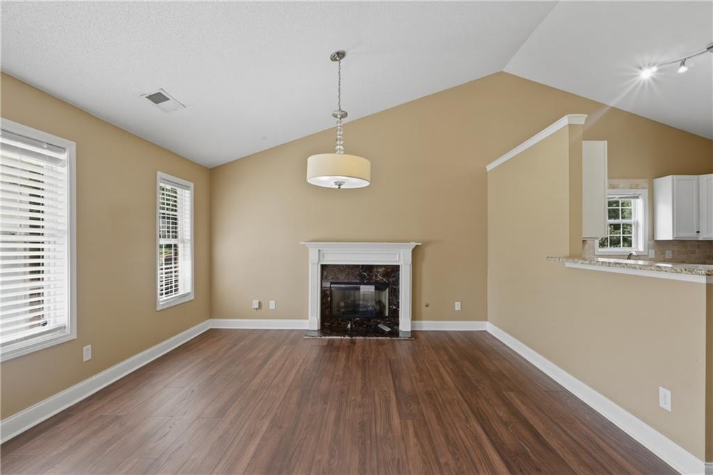3125 Brookfield Drive