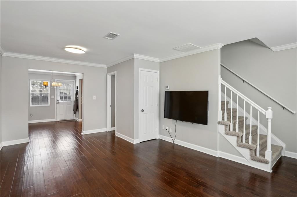265 Winding River Drive #G, Sandy Springs, Georgia image 2