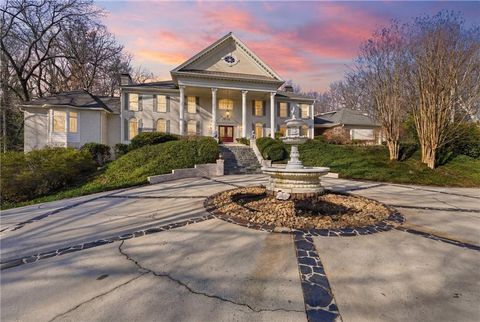 5695 Glen Errol Road NW Sandy Springs GA 30327